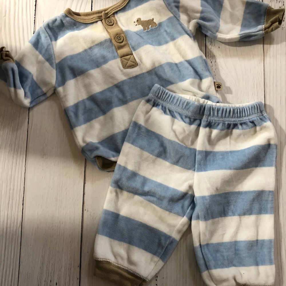 BOYS 6MO CARTERS PAJAMA SET